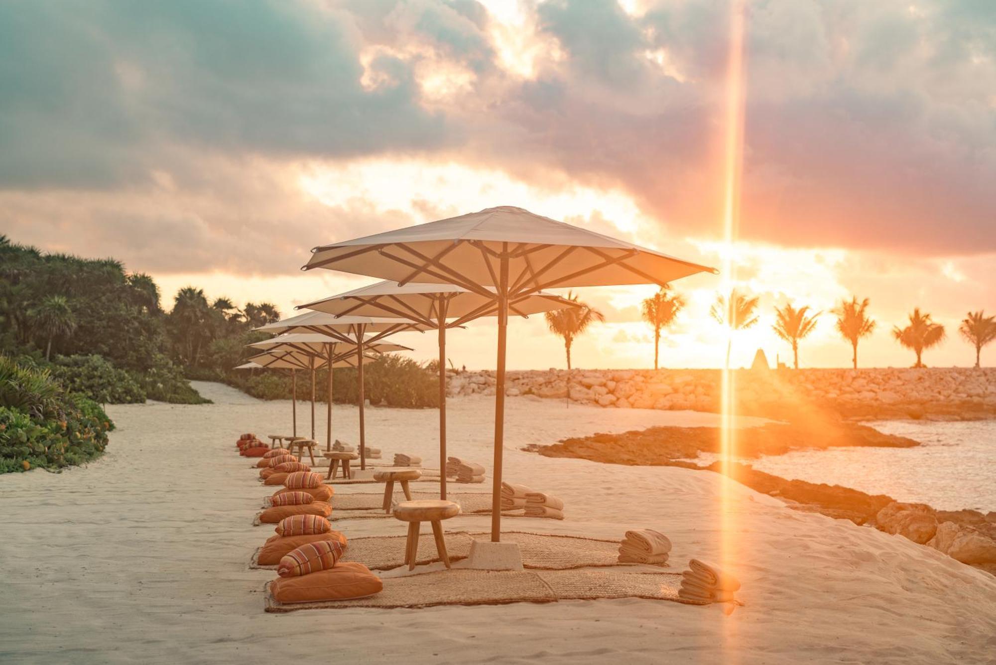 La Casa De La Playa By Xcaret (Adults Only) Otel Los Dos Compadres Dış mekan fotoğraf